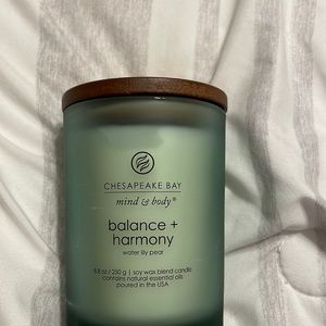 Chesapeake Bay Water Lily Pear Scented Candle